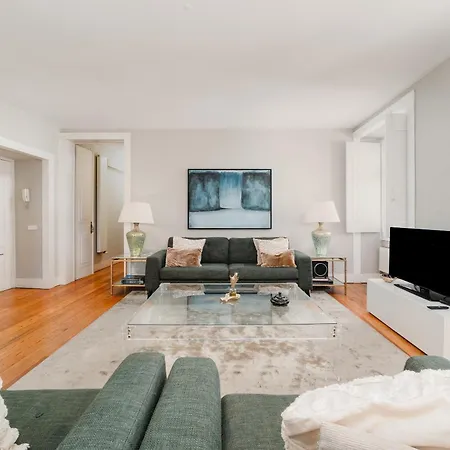 Luxurious 4br Apt, Sleeps 10 Wac Lisboa