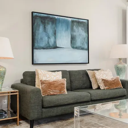 Luxurious 4br Apt, Sleeps 10 Wac Lisboa