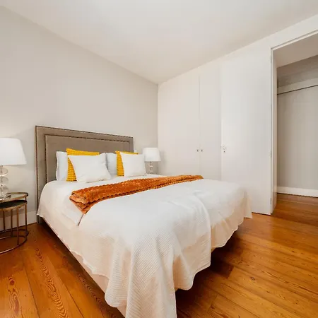 شقة Luxurious 4br Apt, Sleeps 10 Wac