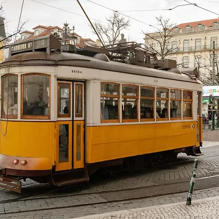 Luxurious 4br Apt, Sleeps 10 Wac Lisboa