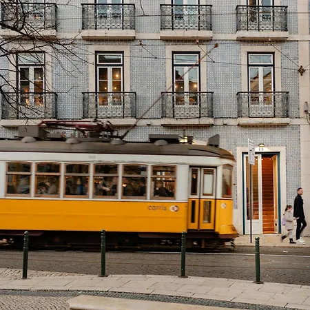 Luxurious 4br Apt, Sleeps 10 Wac شقة Lisboa